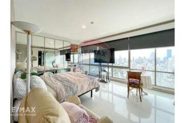 Luxurious Penthouse with Stunning BTS Asoke View