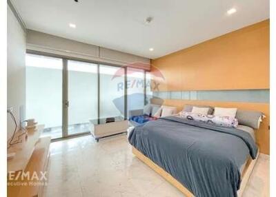 Luxurious Penthouse with Stunning BTS Asoke View