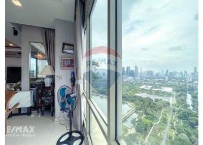 Luxurious Penthouse with Stunning BTS Asoke View