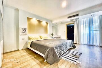 Pet Friendly 2 Bedroom Condo with Balcony in Sathorn