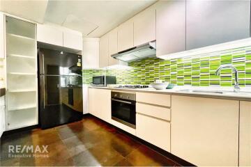 Pet Friendly 2 Bedroom Condo with Balcony in Sathorn