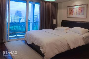 For Rent: Spacious 2-Bedroom Condo at Baan Rajprasong, 4 Mins Walk to BTS Ratchadamri