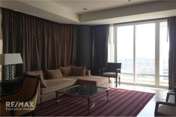 For Rent: Spacious 2-Bedroom Condo at Baan Rajprasong, 4 Mins Walk to BTS Ratchadamri