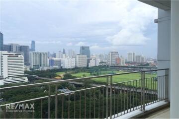 For Rent: Spacious 2-Bedroom Condo at Baan Rajprasong, 4 Mins Walk to BTS Ratchadamri