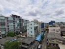 View of surrounding buildings and neighborhood