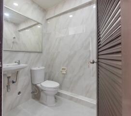 Bathroom with modern fixtures