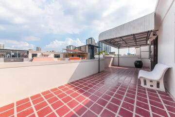 Spacious terrace with city view