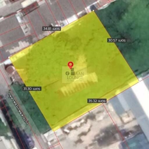 Aerial view of a land plot with measurements indicated