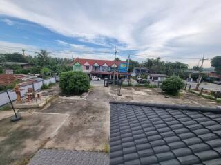 View of surrounding neighborhood from property