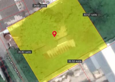 Aerial view of property boundaries with measurements