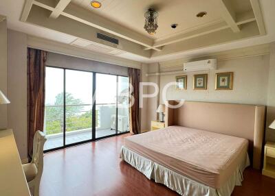 3 Bedrooms 3 Bathroom in Na Jomtien