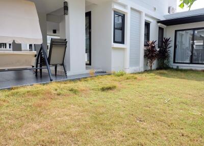 3 bedroom House in Uraiwan Grand Villa East Pattaya