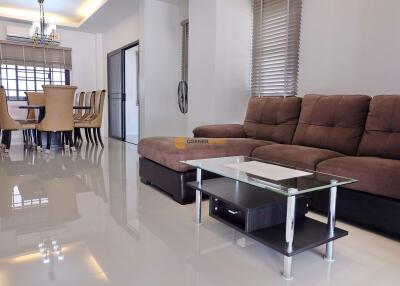 3 bedroom House in Uraiwan Grand Villa East Pattaya