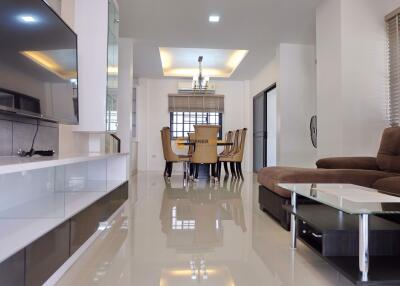 3 bedroom House in Uraiwan Grand Villa East Pattaya