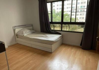 2-BR Condo at Lumpini Ville Phra Mae Maree Sathorn near BTS Saphan Taksin