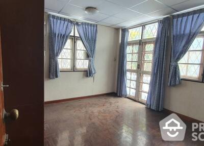 3-BR House in Bang Chak