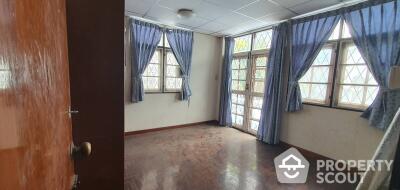 3-BR House in Bang Chak