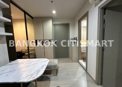 Condo at Life Asoke-Rama 9 for sale