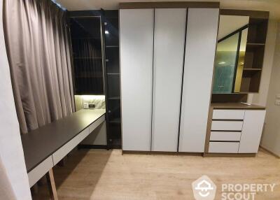 1-BR Condo at Ideo Sathorn-Wongwian Yai near BTS Wongwian Yai