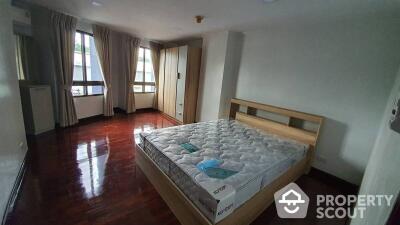 2-BR Condo in Bang Kapi