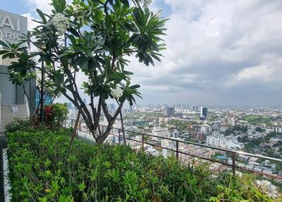 1-BR Condo at Supalai Park Ekamai - Thonglor near ARL Ramkhamhaeng