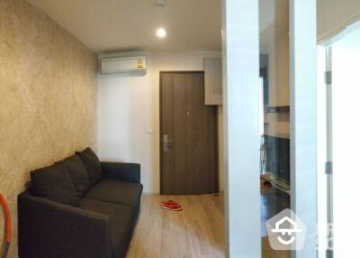 1-BR Condo at Centric Ratchada-Huaikwang near MRT Huai Khwang