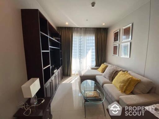 1-BR Condo at Circle Condominium near MRT Phetchaburi