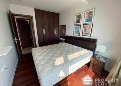 1-BR Condo at Circle Condominium near MRT Phetchaburi