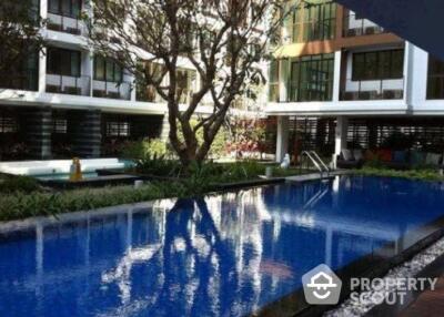 1-BR Condo at Ideo Blucove Sathorn near BTS Wongwian Yai