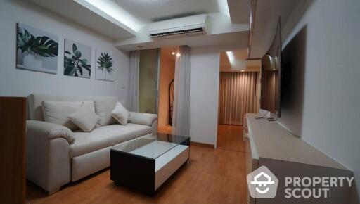 1-BR Condo at Waterford Sukhumvit 50 Condominium near BTS On Nut