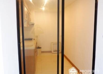 1-BR Condo at Supalai Casa Riva Vista 2 close to Thanon Tok