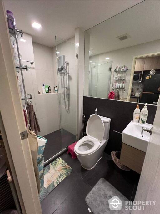 1-BR Condo at Chambers On-Nut Station near BTS On Nut