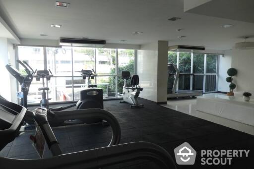 1-BR Condo at The Clover Thonglor Residence near BTS Thong Lor