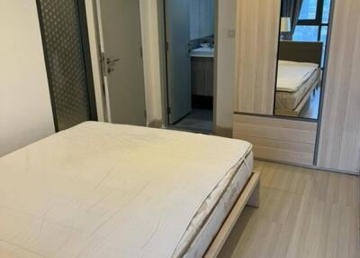 1-BR Condo at Ideo Mobi Rama 9 near MRT Phra Ram 9