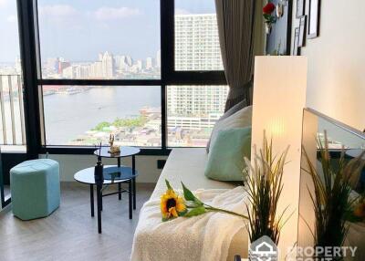 Studio Condo at Chapter Charoennakhorn - Riverside near BTS Krung Thon Buri