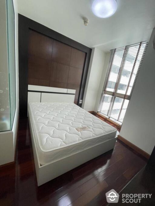 1-BR Condo at Ideo Sathorn-Taksin near BTS Krung Thon Buri