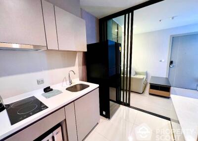 1-BR Condo at Life Asoke near MRT Phetchaburi