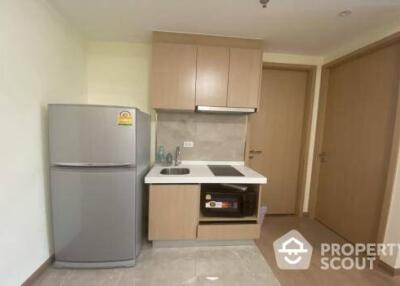 1-BR Condo at Regal Sathon-Naradhiwas close to Naradhiwas Rajanagarindra