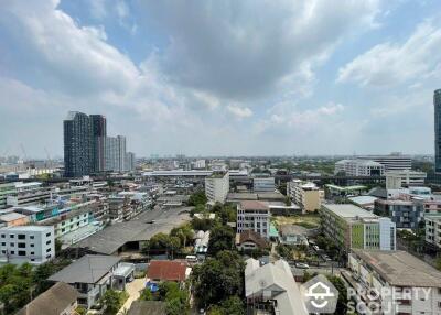 1-BR Condo at Life Sukhumvit 62 near BTS Bang Chak