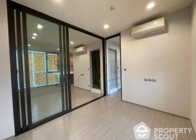 1-BR Condo at Life Sukhumvit 62 near BTS Bang Chak