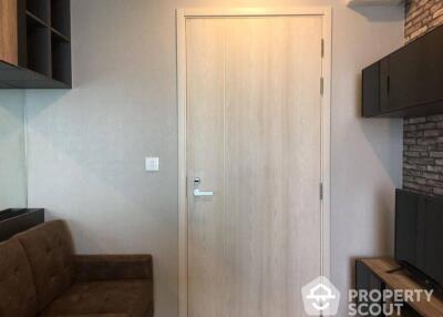 1-BR Condo at Life Asoke near ARL Makkasan