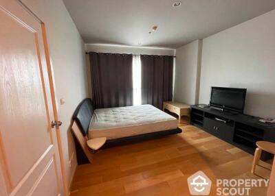 1-BR Condo at Hive Sathorn near BTS Krung Thon Buri