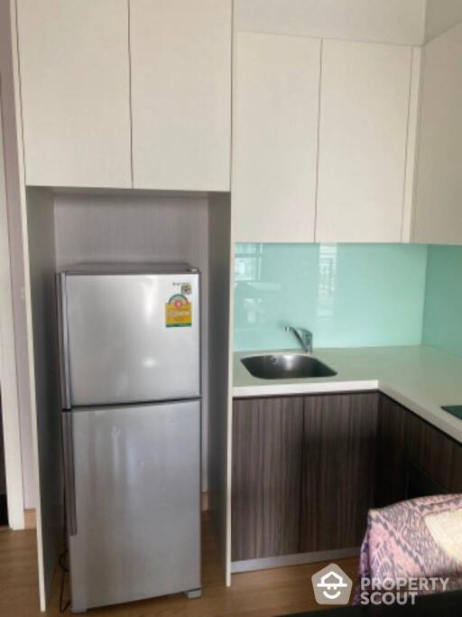 1-BR Condo at Urbano Absolute near BTS Krung Thon Buri