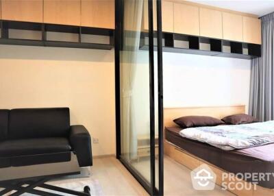 1-BR Condo at Life Asoke near ARL Makkasan