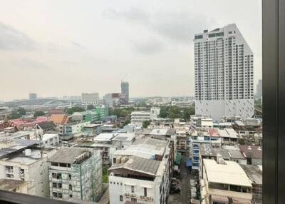 1-BR Condo at The Editor Vertical Village Sapankwai near BTS Saphan Khwai