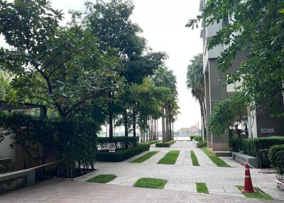 2-BR Condo at Lumpini Park Riverside Rama 3 close to Phra Ram 3