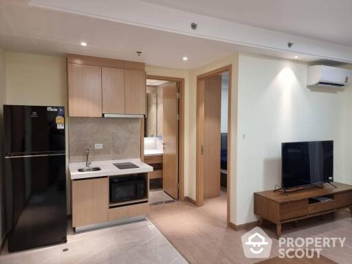 1-BR Condo at Regal Sathon-Naradhiwas close to Naradhiwas Rajanagarindra