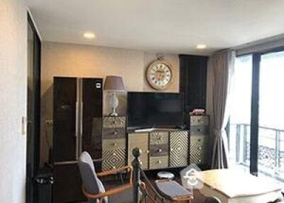 2-BR Condo near BTS Sanam Pao