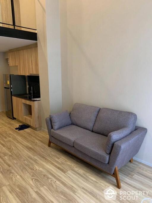 1-BR Duplex at Blossom Condo @ Sathorn-Charoenrat near BTS Surasak