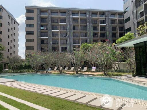 1-BR Duplex at Blossom Condo @ Sathorn-Charoenrat near BTS Surasak